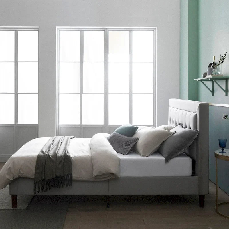 Lit plateforme haut de gamme capitonné beige en tissu gris sable