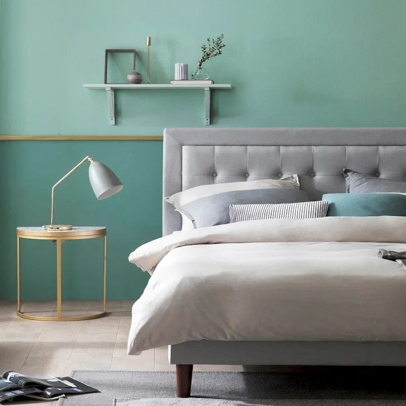 Lit plateforme haut de gamme capitonné beige en tissu gris sable